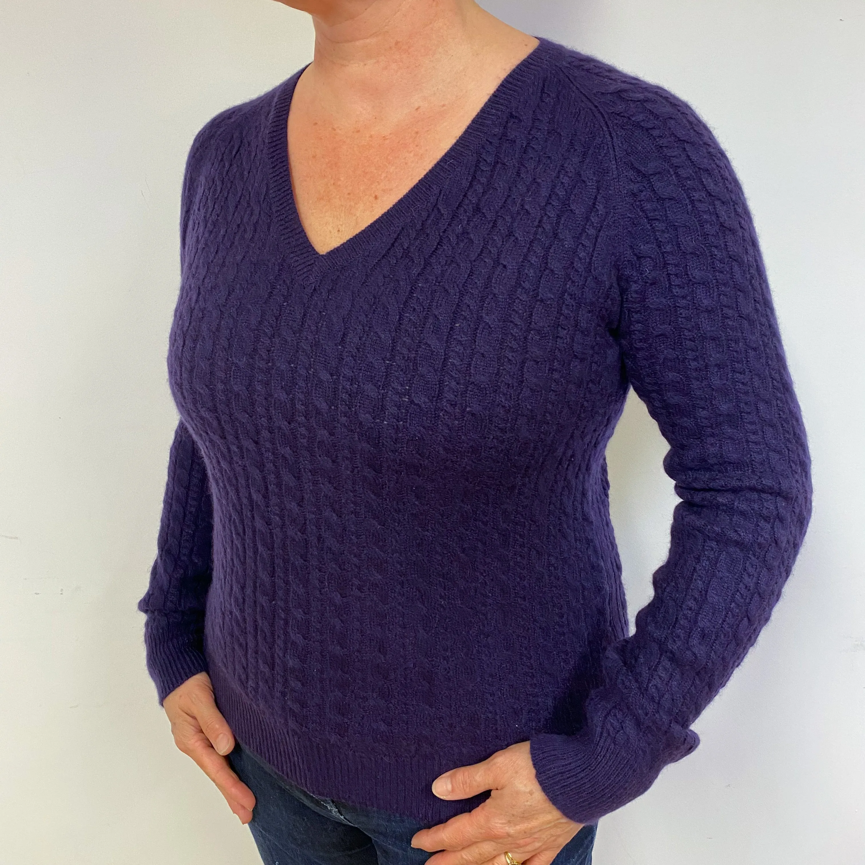 Aubergine Purple Cashmere V-Neck Jumper