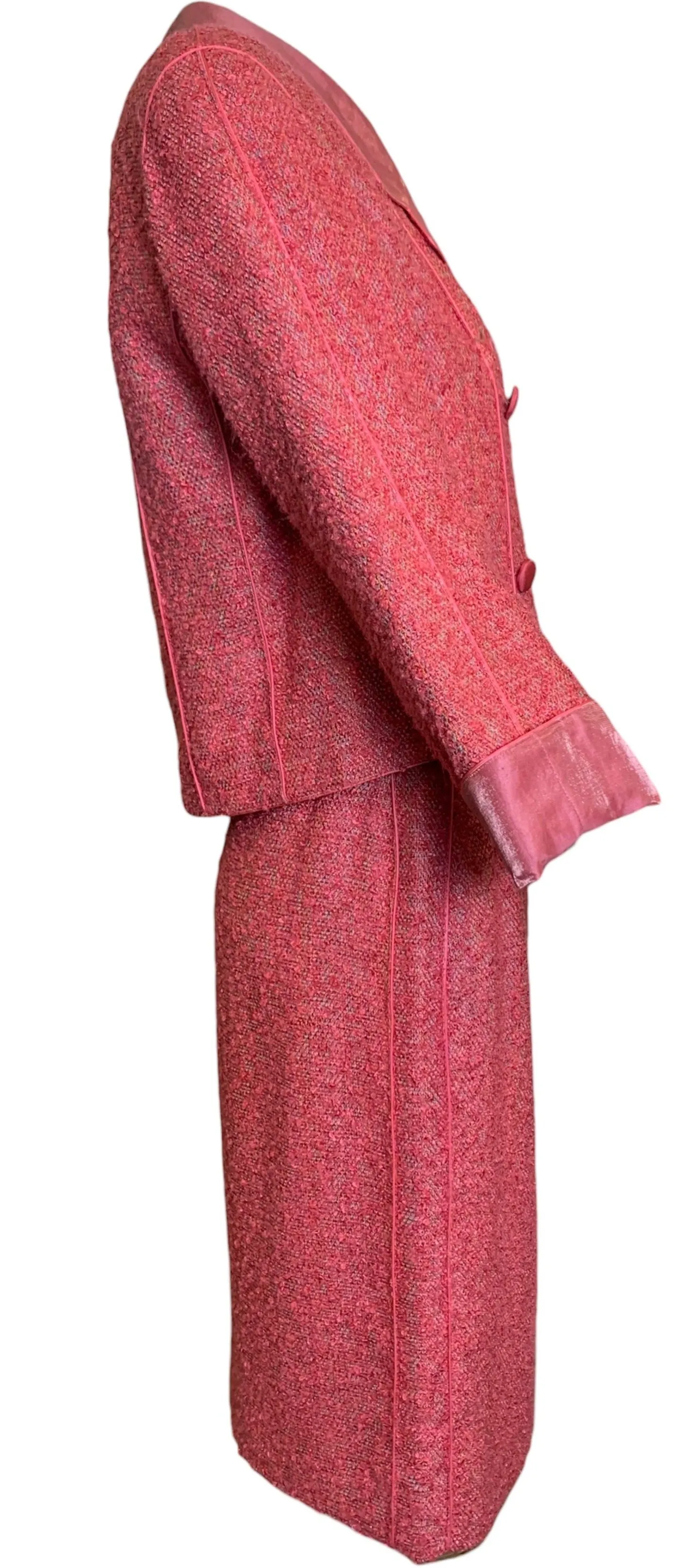 Chanel 1999 Pink Nubby Lightweight Double-Breasted Skirt Suit