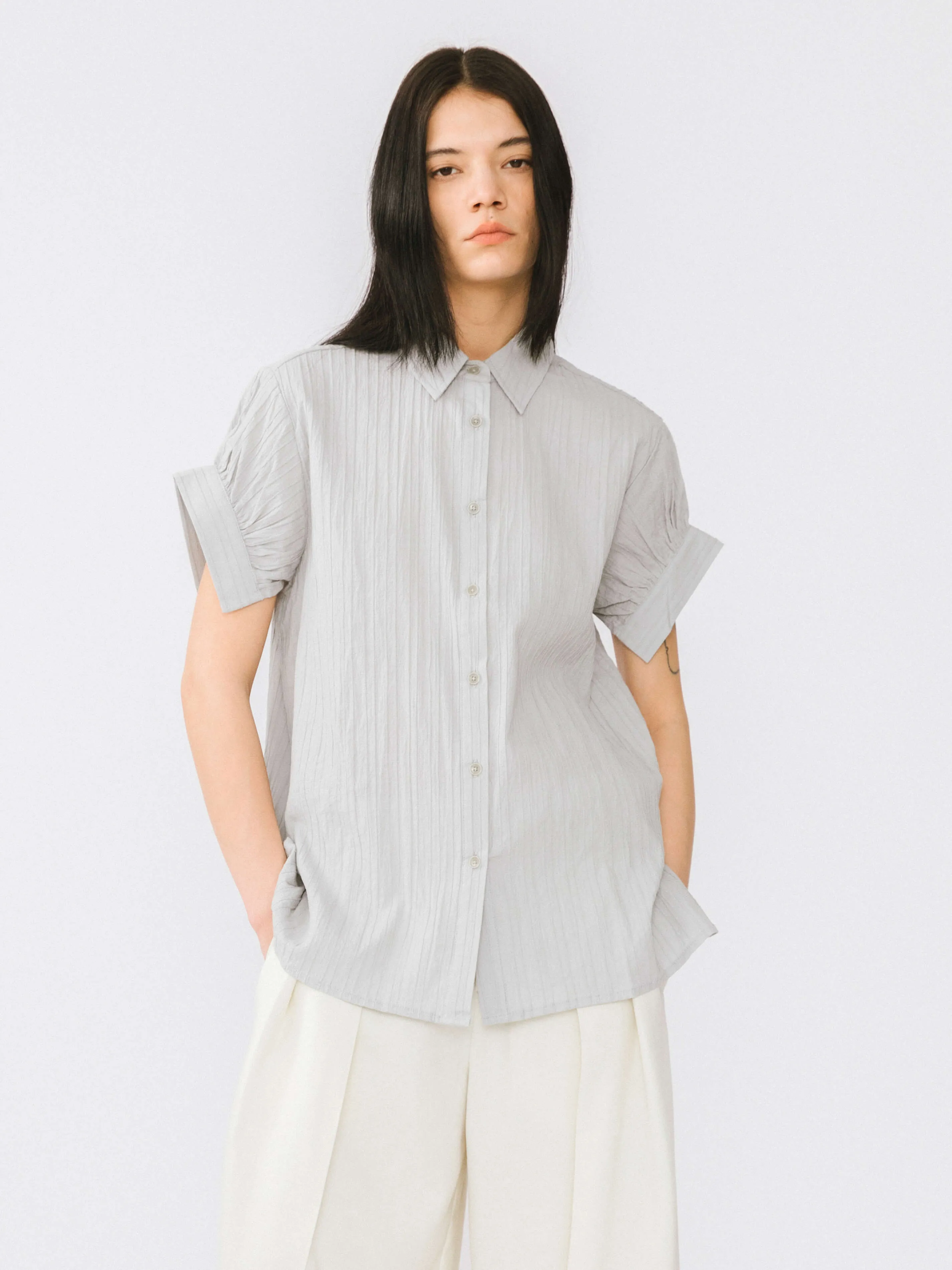 Loose Shirt with Pleated Short Sleeves