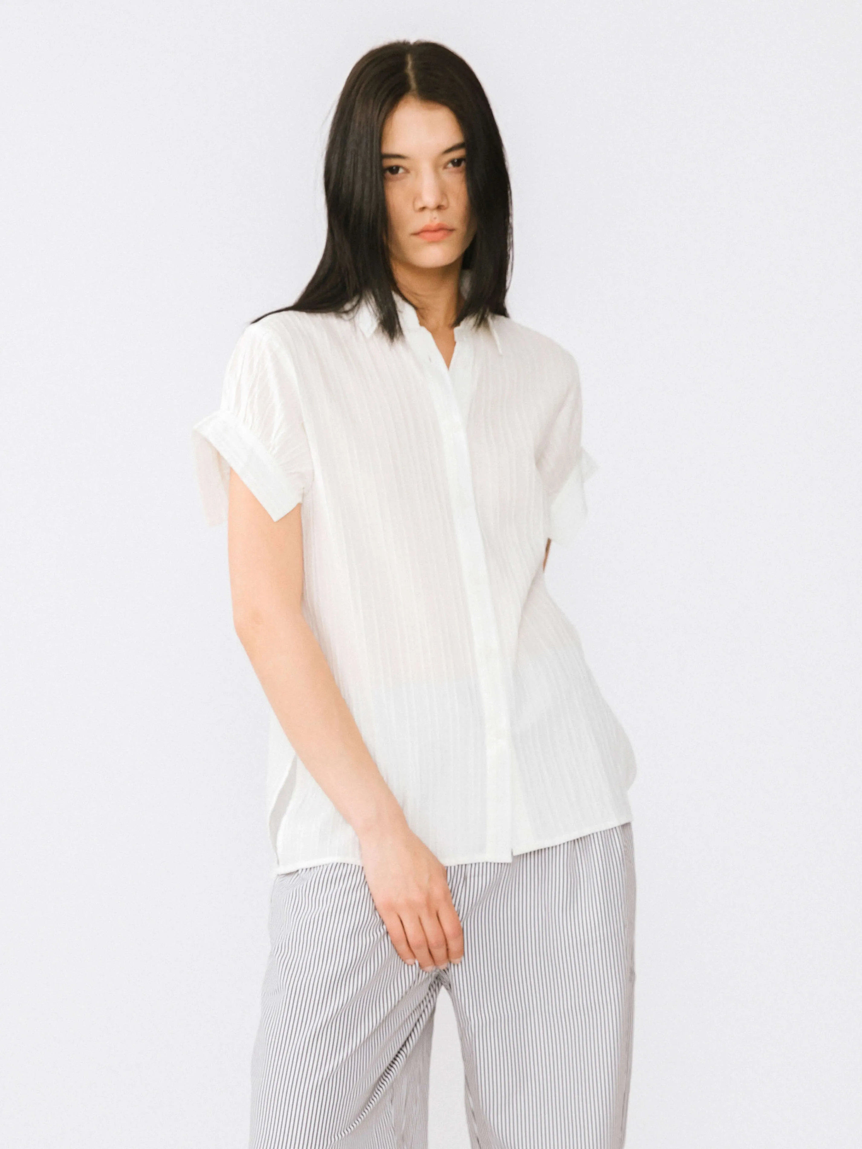 Loose Shirt with Pleated Short Sleeves