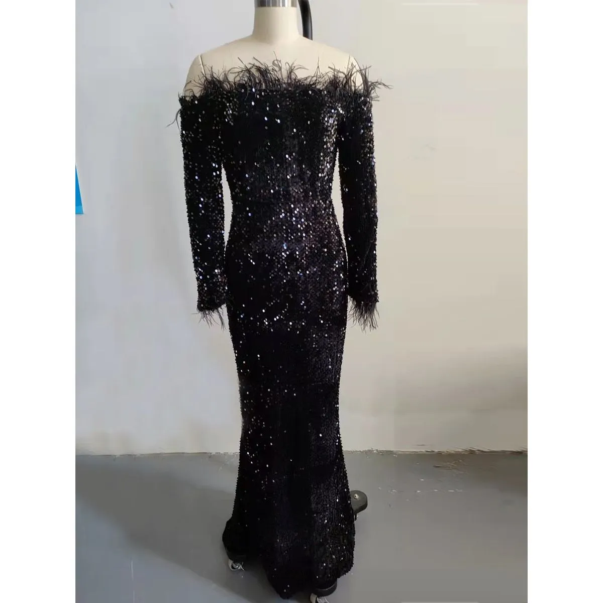 Missord Sexy Off Shoulder Feather Long Sleeve Sequin Dress Elegant Evening Floor Length Reflective Dresses Pure Black