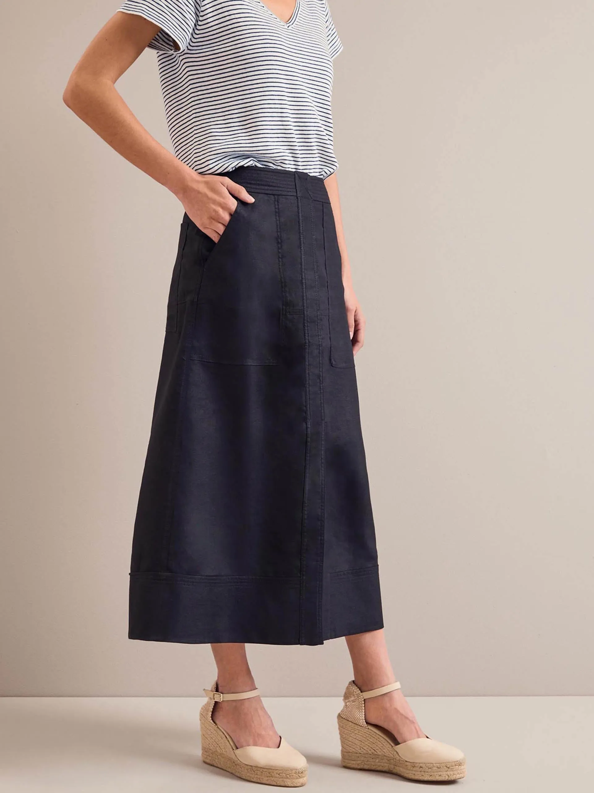 Navy Safia techni linen midi skirt