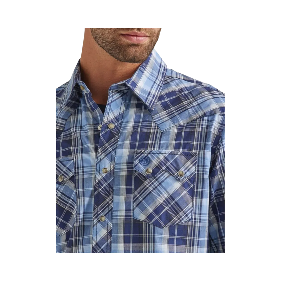 Wrangler Men's Retro Blue Plaid Snap Shirt